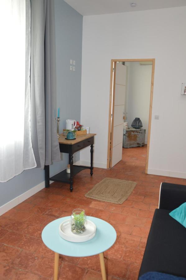 Mas De La Forge Noguier Bed & Breakfast Vergeze Luaran gambar