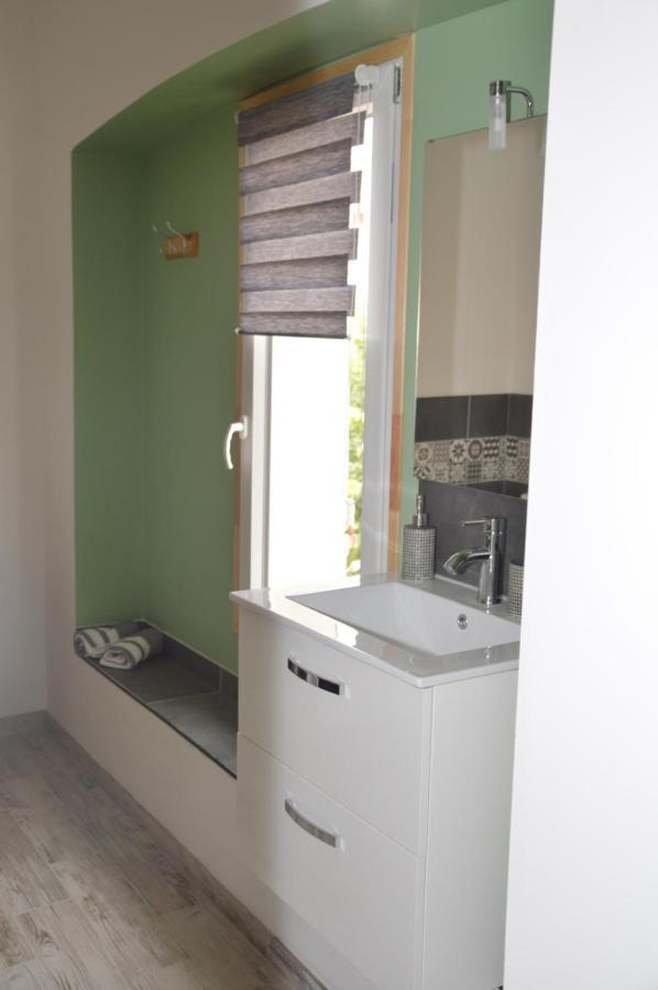 Mas De La Forge Noguier Bed & Breakfast Vergeze Luaran gambar